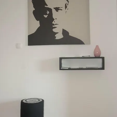 Studio No.37 * Felsőregede