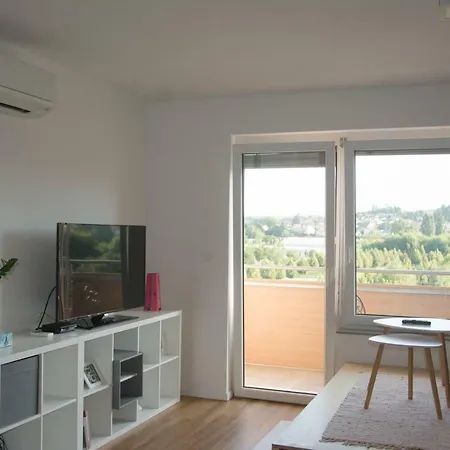Studio No.37 Apartman Felsőregede